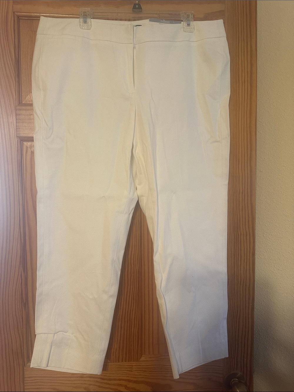 White Cropped Pants NEW